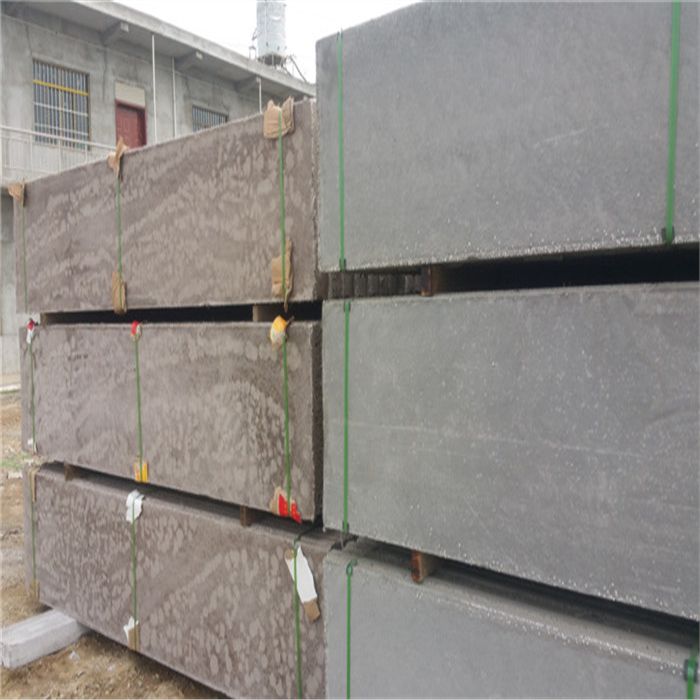 新型輕質(zhì)混凝土實心墻板采用的是什么材料生產(chǎn)的?